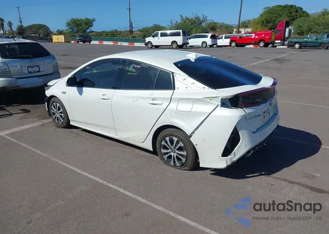 2020 Toyota Prius Prime Limited из США, поврежденный, VIN JTDKARFP3L3147219
